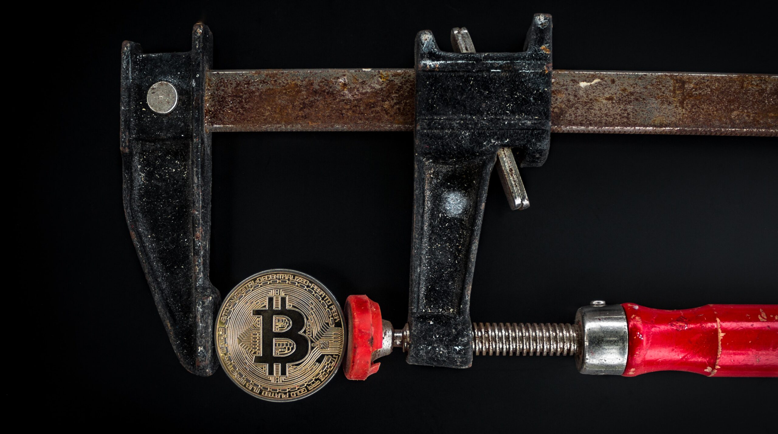 You are currently viewing Bitcoin Price Crashes Below $30K As Markets Show Signs Of Paranoia