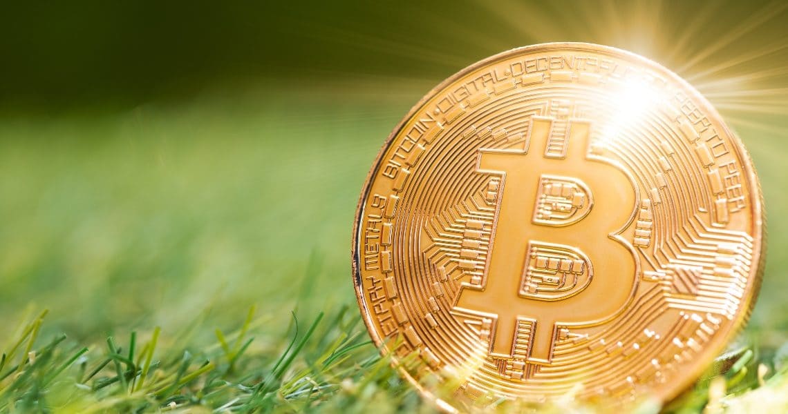 Read more about the article Bitcoin Marks First Green Weekly Close After Two Months In The Red