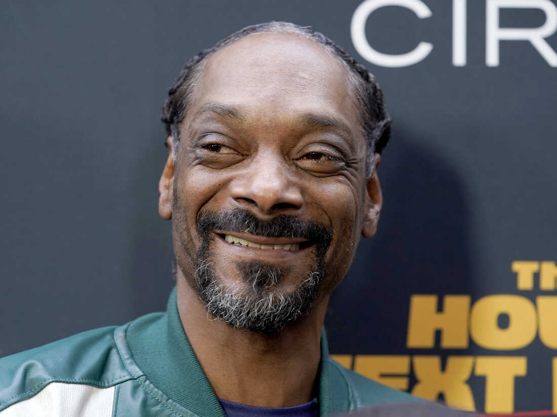 Read more about the article Snoop Dogg Still Bullish On Ethereum Despite NFT Trades Declining 70%