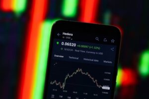 Read more about the article HBAR is up by more than 6% today after Coinbase announced support