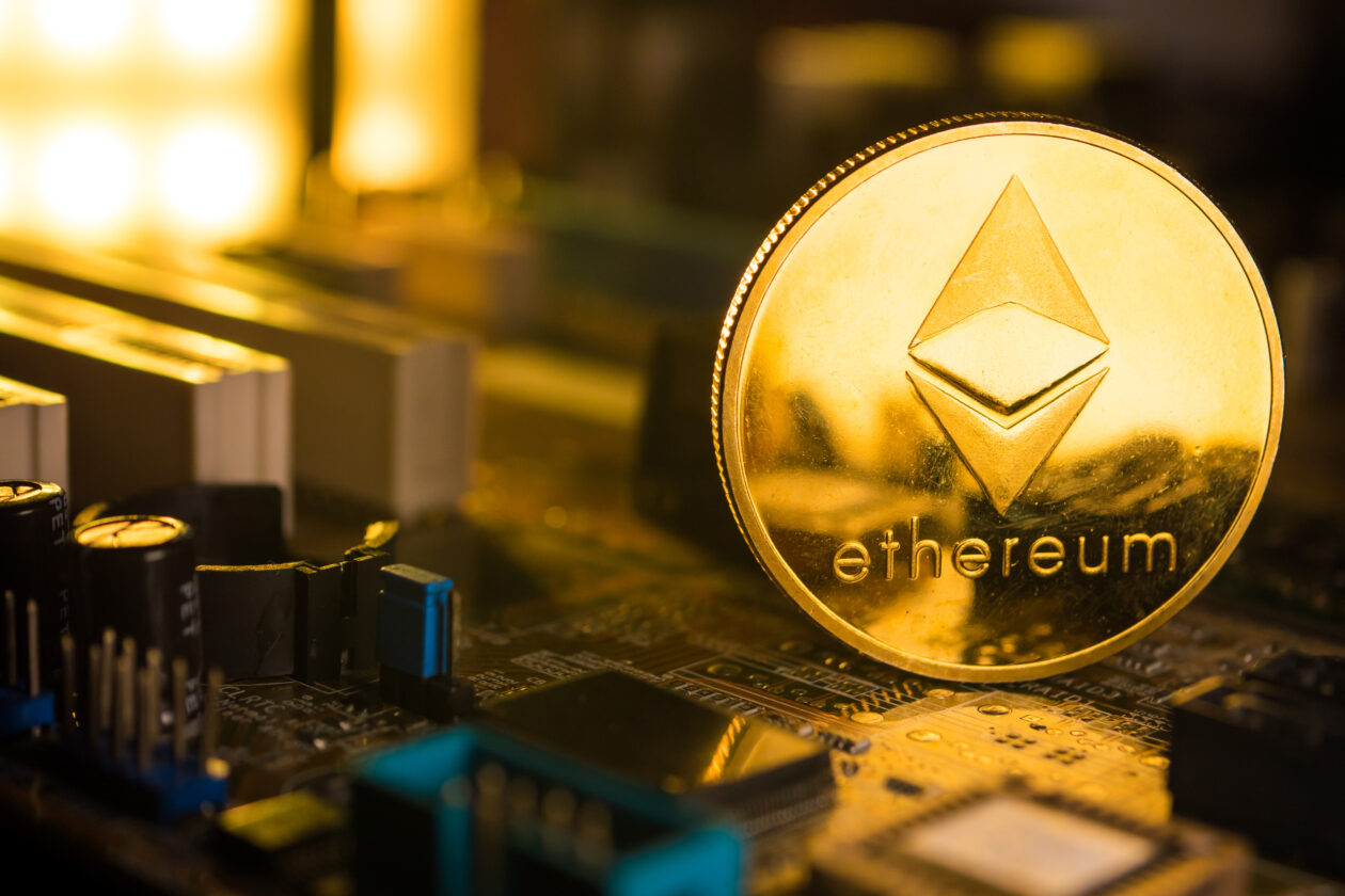 Read more about the article Displaced ETH Miners Seek Refuge In Ethereum Classic, Ravencoin