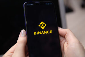 Read more about the article Binance (BNB/USD) defends $267 support. Should you buy it?