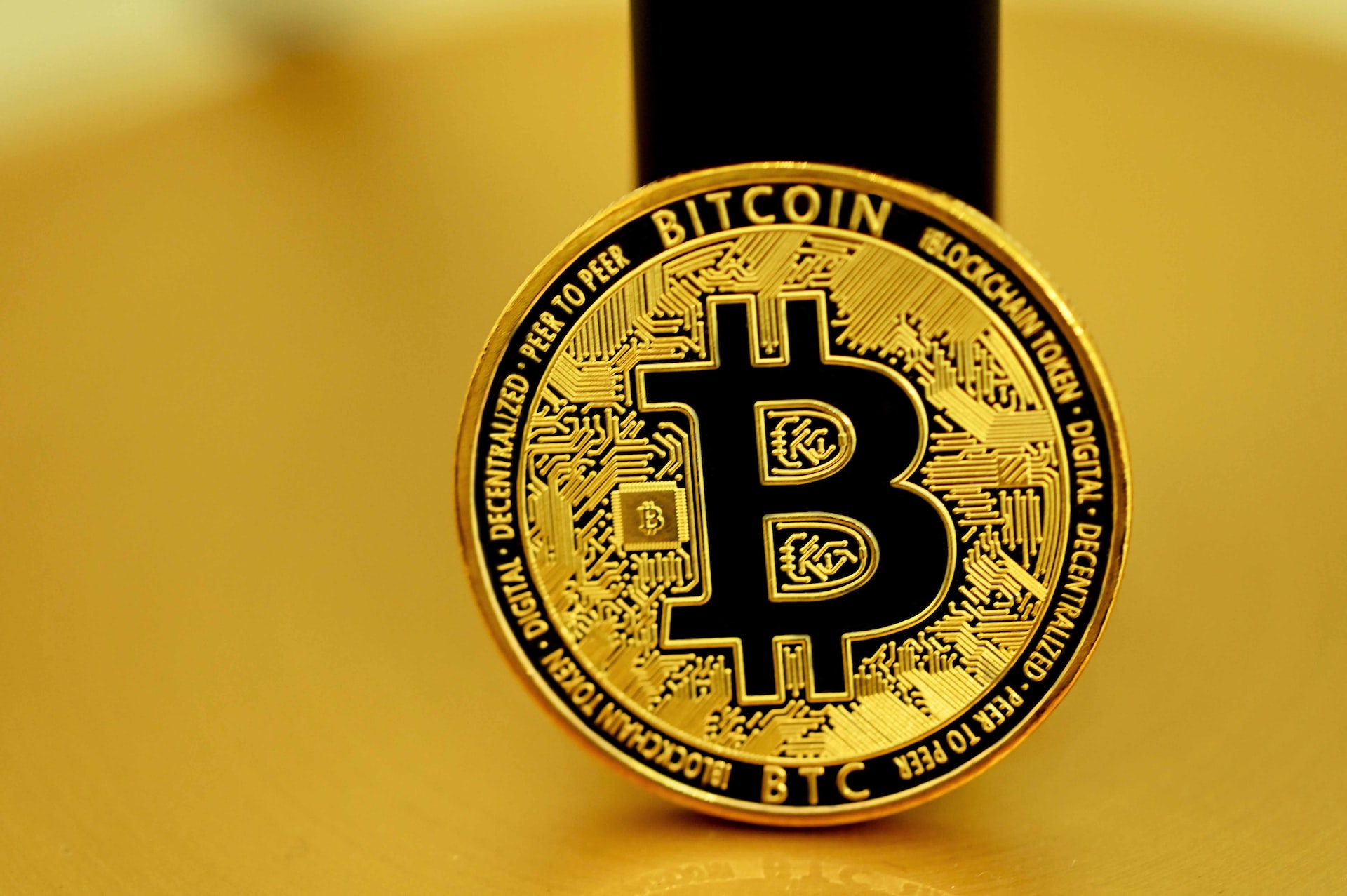 Read more about the article Bitcoin Sees Bullish Opening, Can BTC Reclaim $20,000 Region?