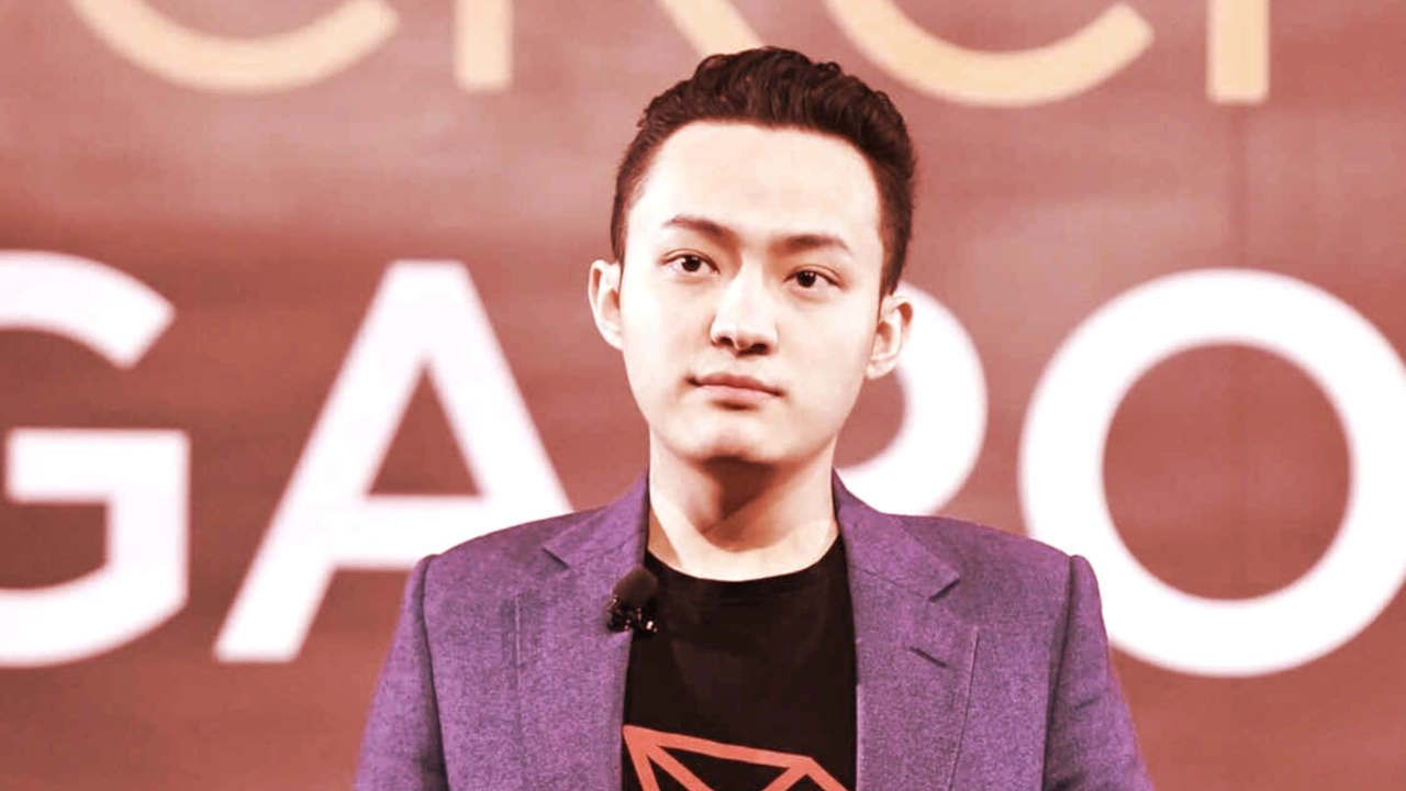 Read more about the article Tron Founder Justin Sun Withdraws 100M BUSD From Binance, FUD Ending?