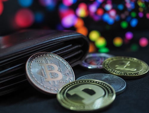 Read more about the article Alameda wallets sell multiple tokens for Bitcoin