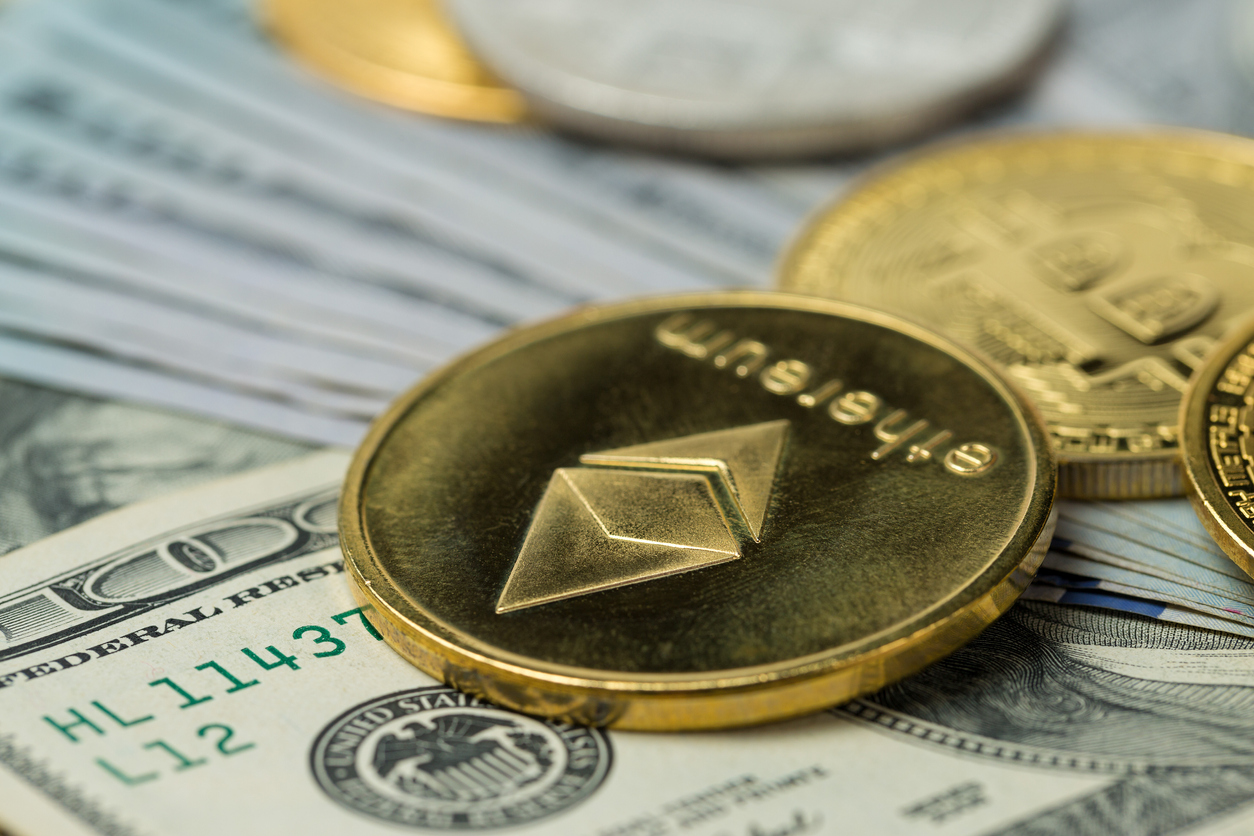 Read more about the article Ethereum Price Remains Supported For A Fresh Increase Above $1,600