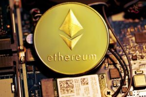 Read more about the article Ethereum Hits Monthly High And Turns Deflationary Again