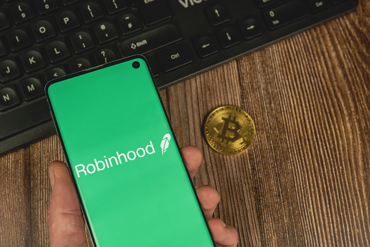 Read more about the article Robinhood to buy back Bankman-Fried’s seized 7.6% stake