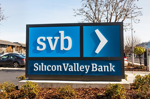 Read more about the article Bitcoin finds support at $20k and investors should keep an eye on the S&P 500 and the Fed.