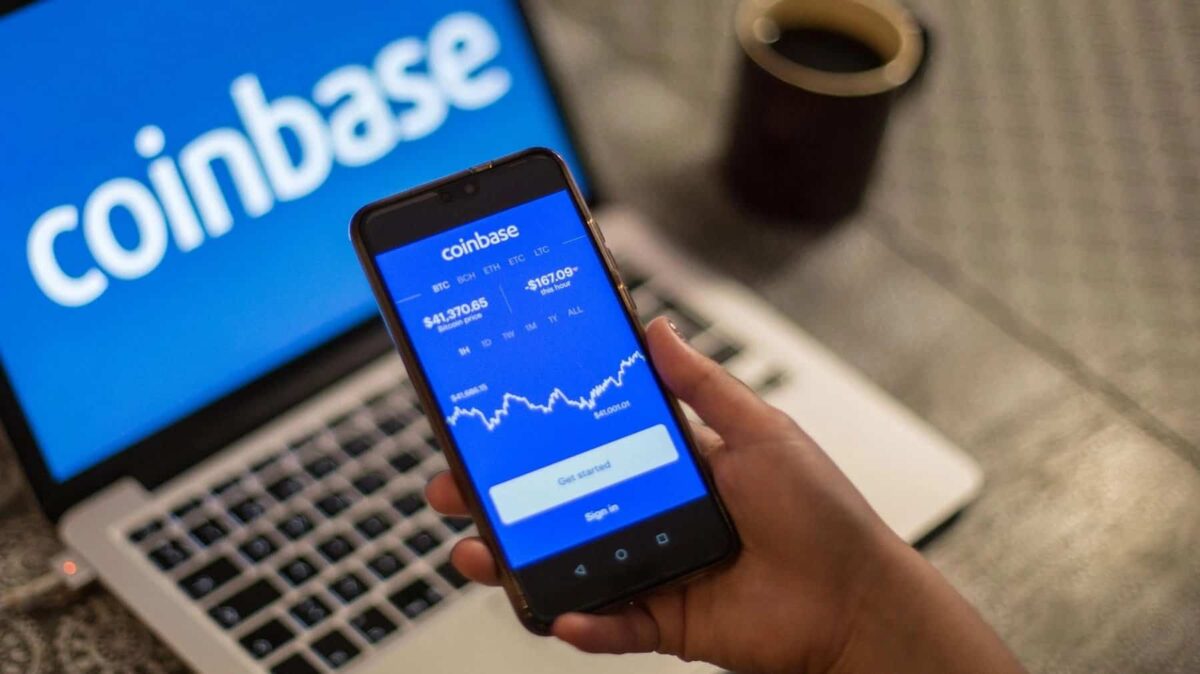 Read more about the article Coinbase (COIN) Price Shoots Pre-Market Amid Uncertain Regulatory Battle