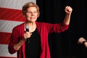 Read more about the article Elizabeth Warren Hints At New Crypto Bill To Close ‘Loopholes’