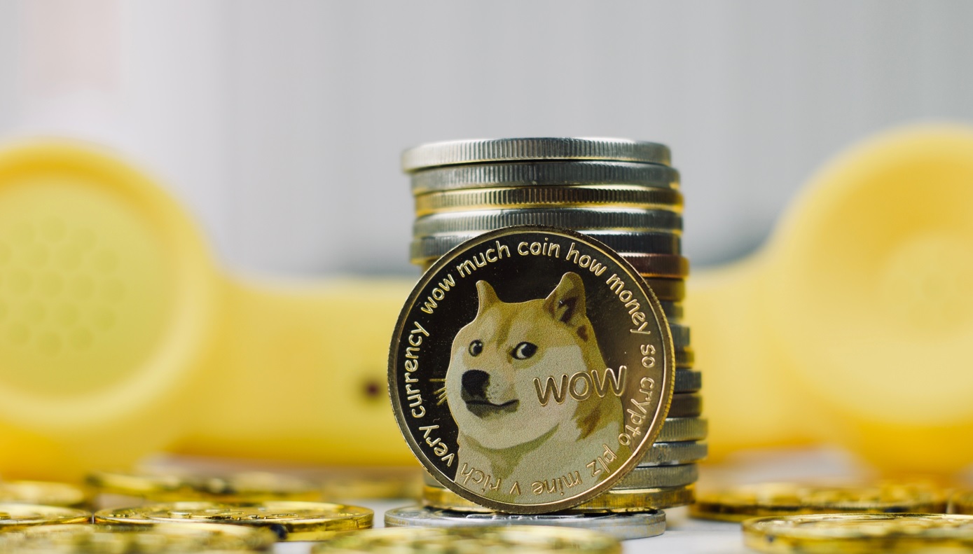 Read more about the article Dogecoin remains bearish while below $0.08. A move above would invalidate the lower highs series.