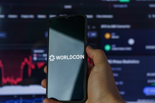 Read more about the article Worldcoin (WLD) and Bitcoin Dogs (0DOG) drive crypto surge amid market recovery