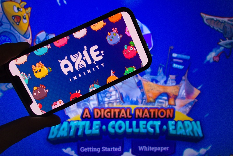 Read more about the article Axie Infinity’s AXS price spikes as unique wallets soar: is it a buy?