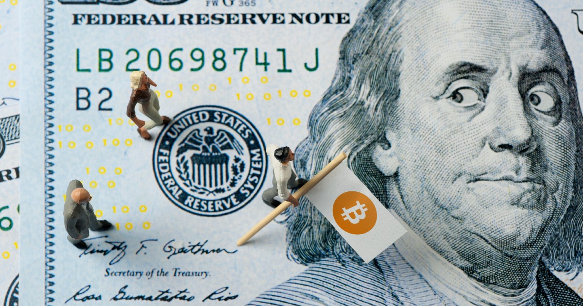 You are currently viewing Bitcoin (BTC) stalls as US Dollar gains 8th straight win