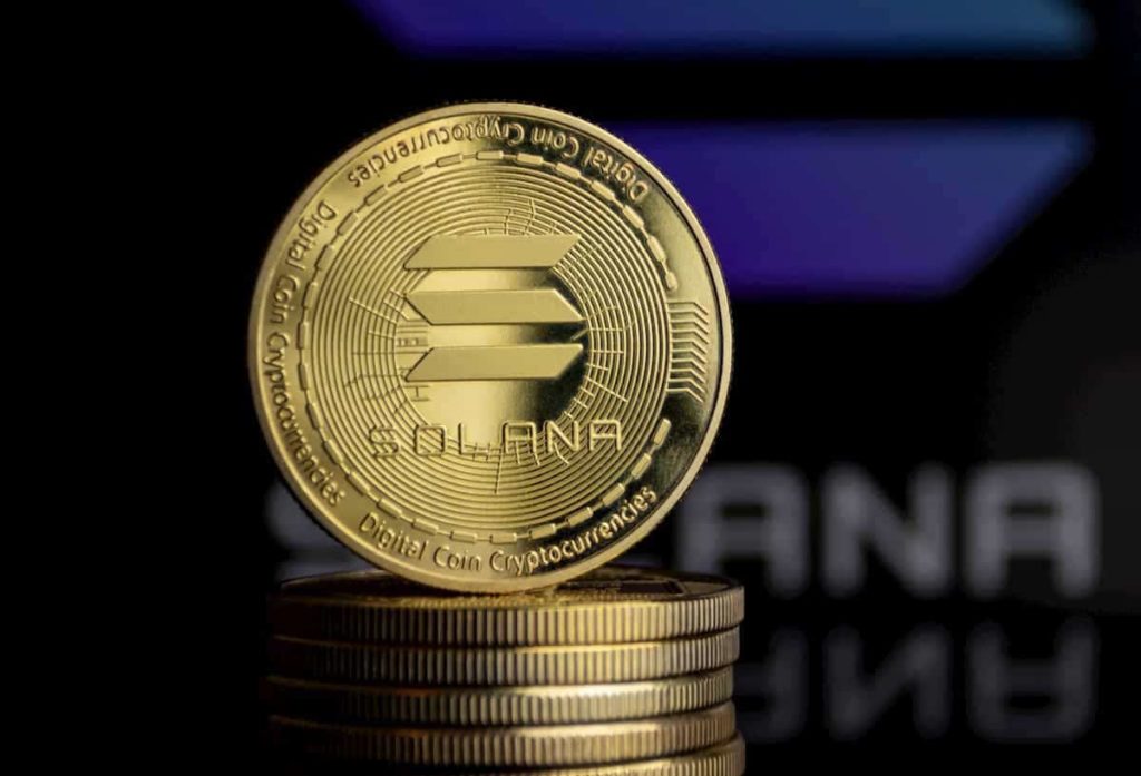 Read more about the article Stablecoin Supply on Solana Jumps 8%, SOL Price At $72