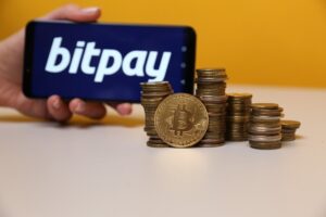 Read more about the article BitPay expands crypto offerings; now supports for UNI, BNB, LINK, and More