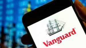 Read more about the article Vanguard Escalates Fight Against Bitcoin ETFs, Here’s What Happening