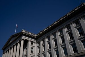 Read more about the article US Treasury Pushes for Crypto Regulatory Framework