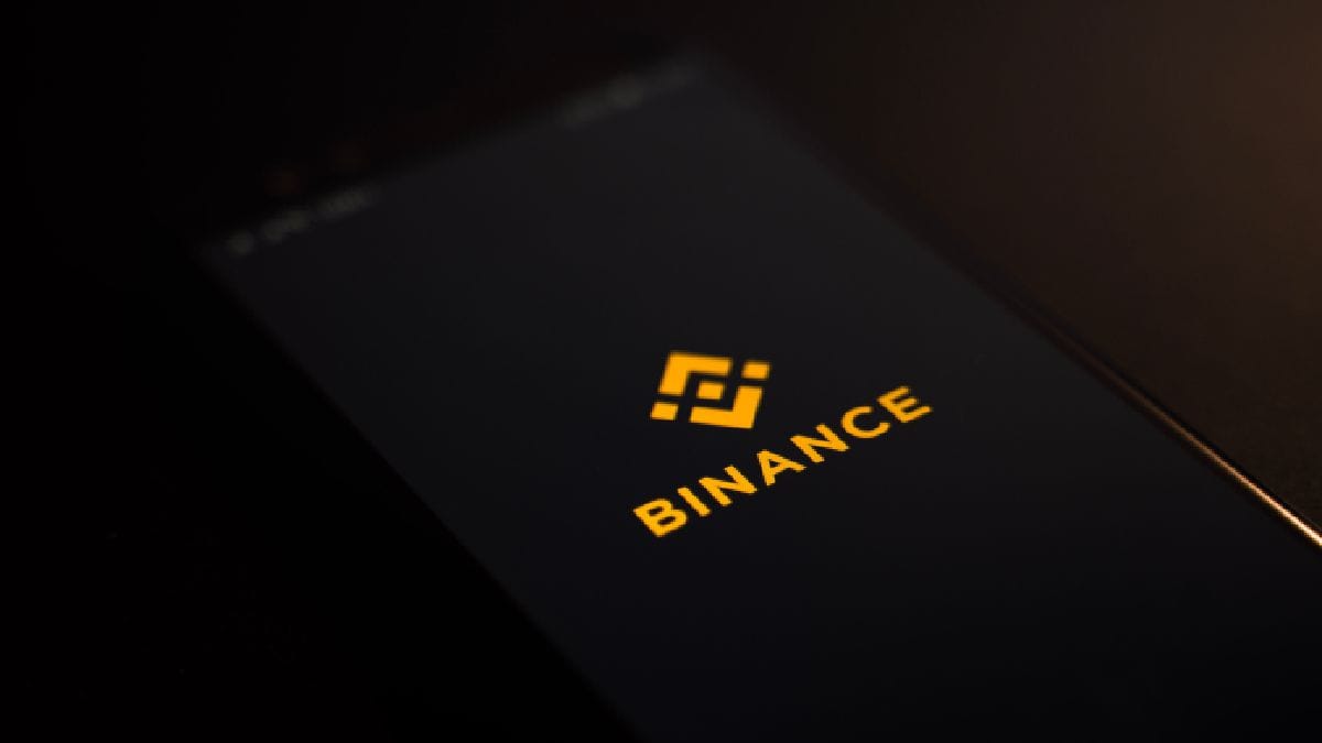 You are currently viewing Binance Labs 9M GMT Transfer Stirs Selloff Concerns, GMT Price Crashes 14%